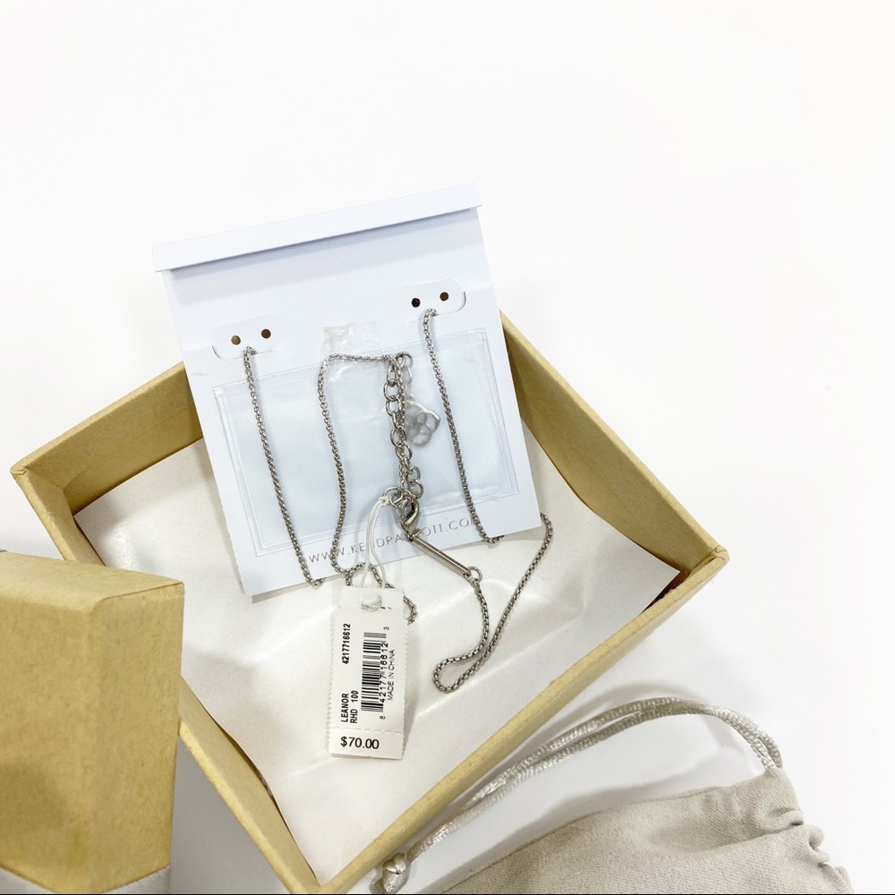Kendra Scott Leonor Rhodium Pearl necklace - Picture 6 of 6